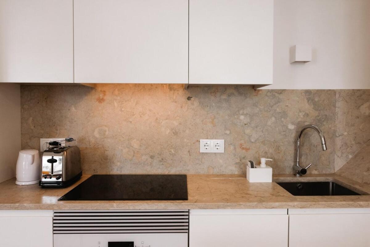 GuestReady - Chic flat near Lisbon Cathedral - 5