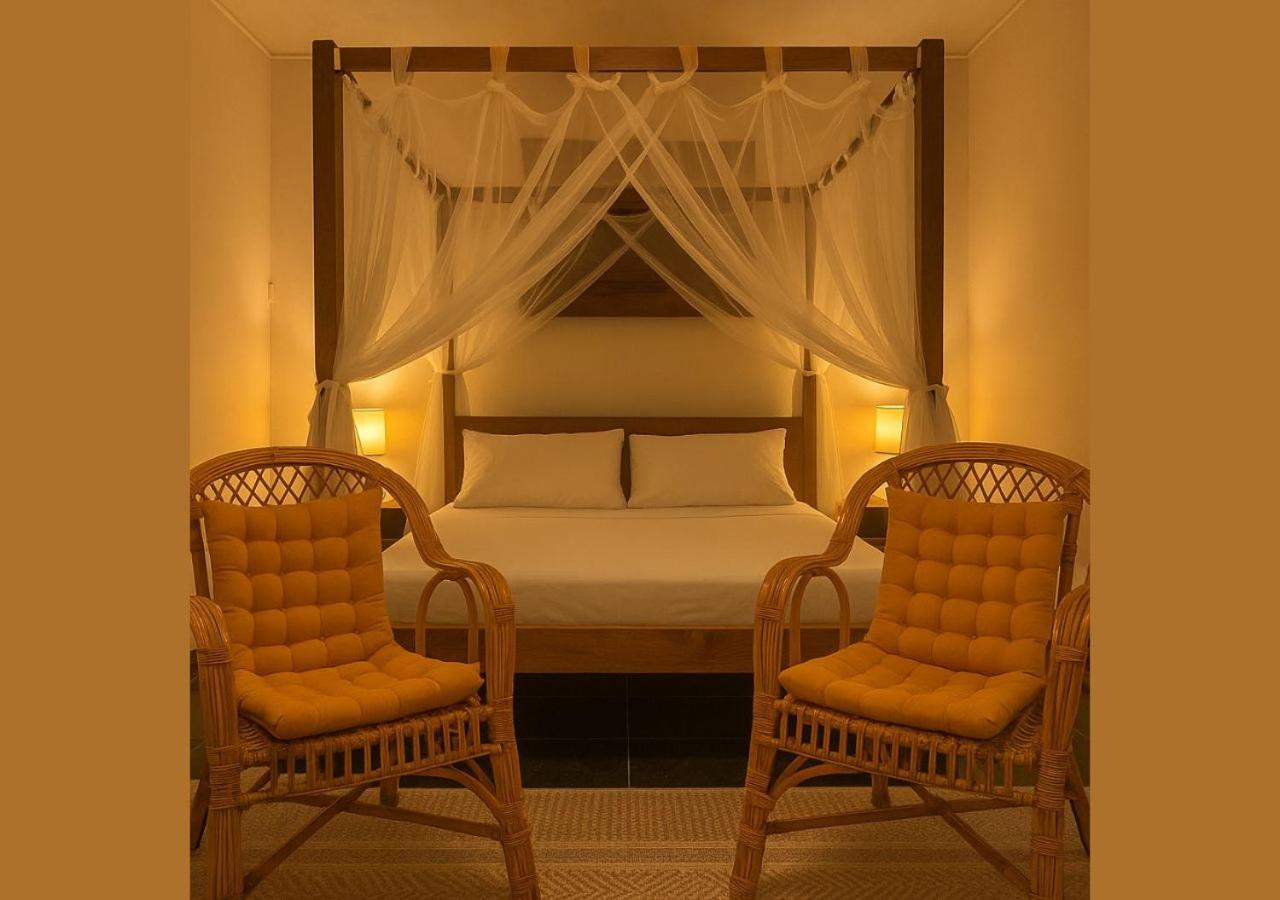 Flic en Flac 3-Bedroom Garden Villa, 3 Min Walk to Beach - 2