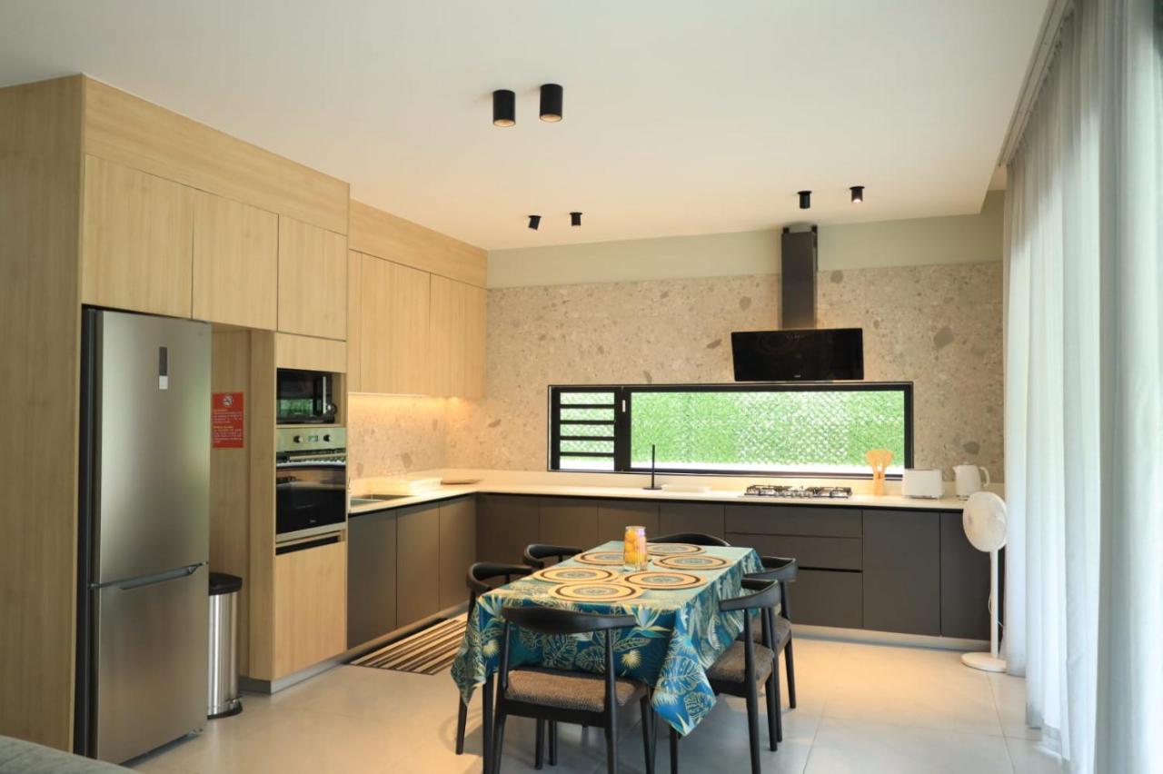 Private Accommodation Nino No 2 - 4