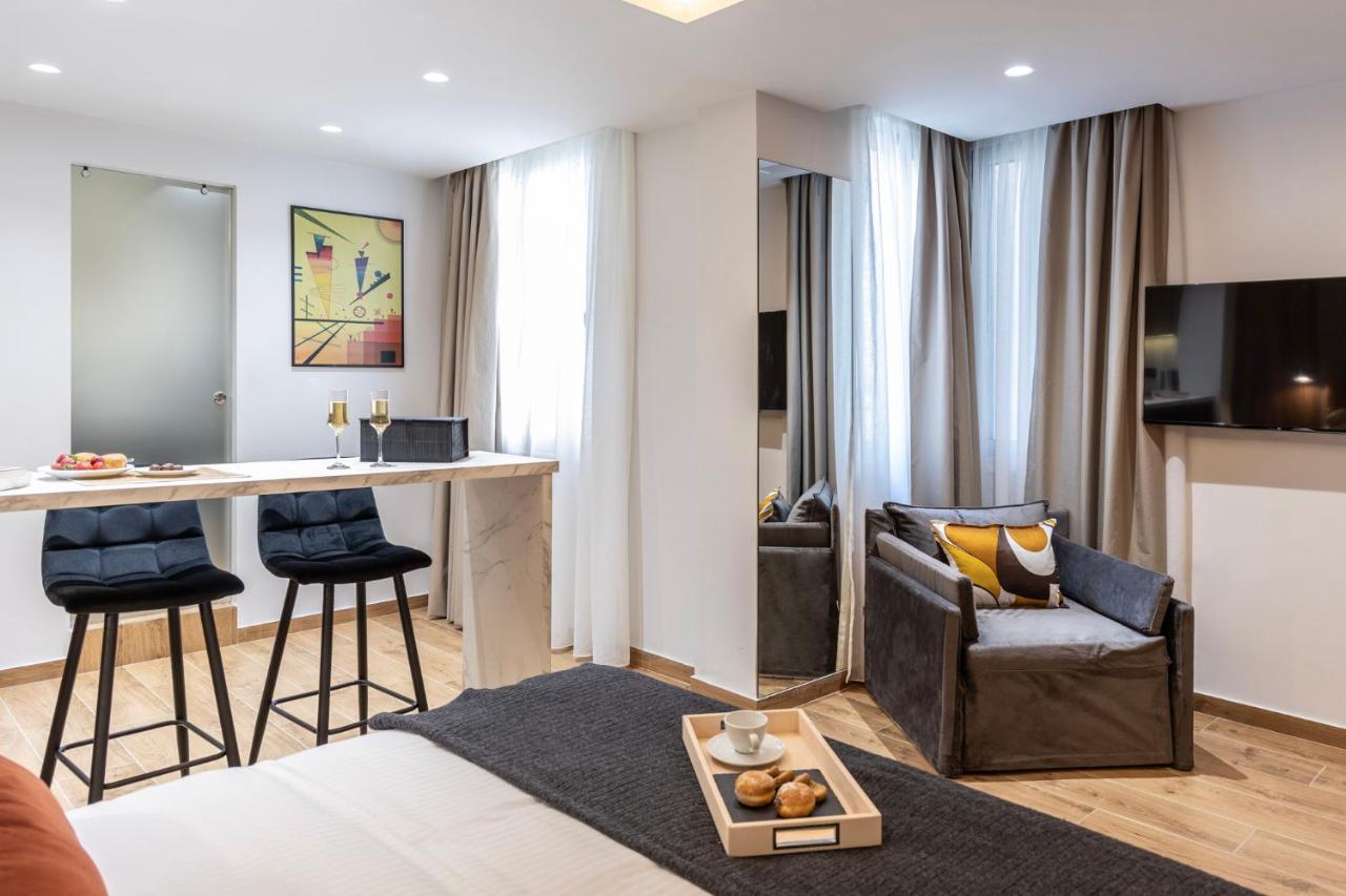 DOMIOS Suites Athens - 5