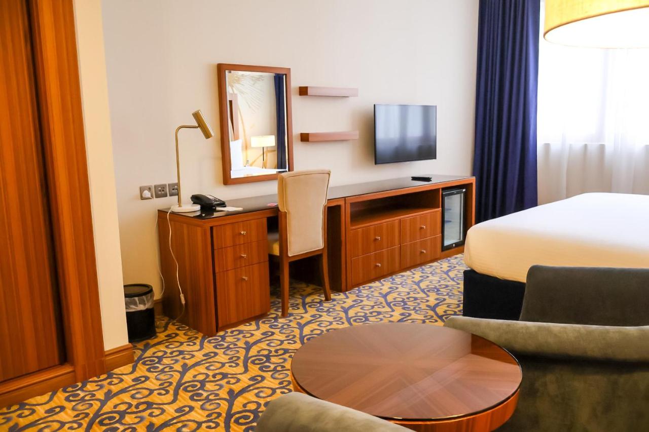 City Seasons Al Hamra Hotel - 5