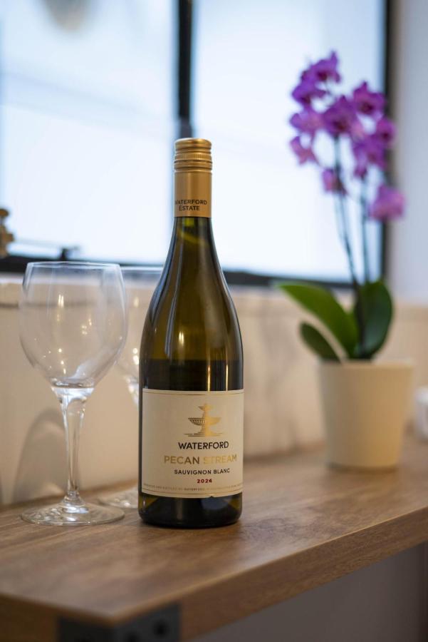 Venice House Cozy Studio in Heart of Cape Town - 5