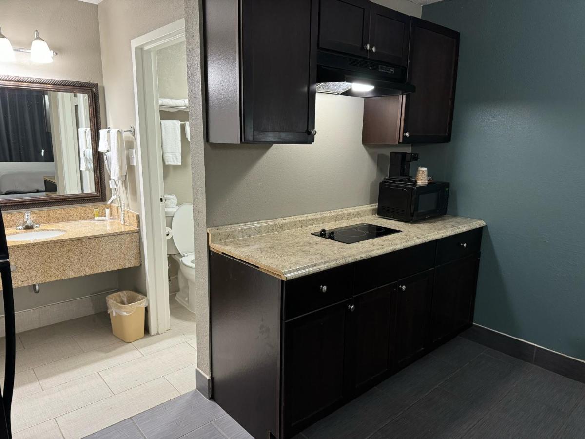 Homegate Inn and Suites — photo 3