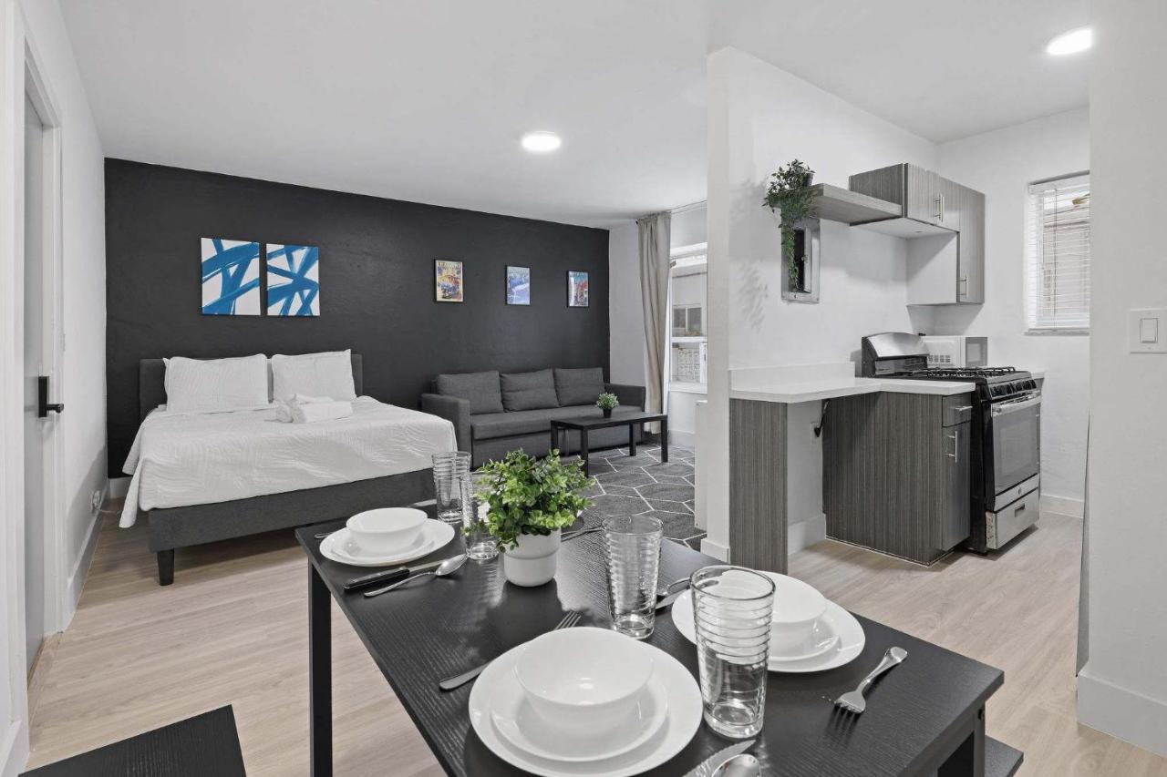 Miami Vibes 1BR Oceanfront 6 Guests - 2