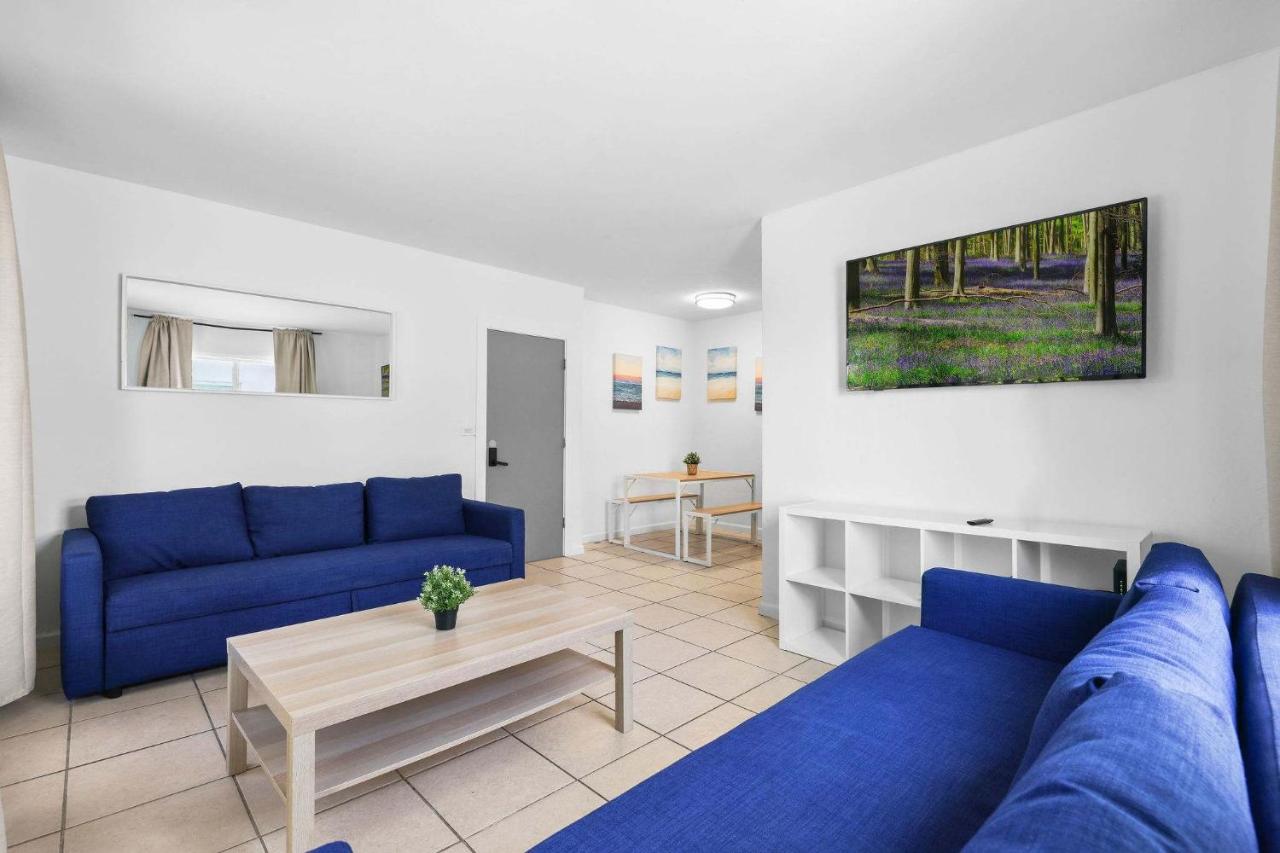 1BR Apt Sleeps 4 Beach Vibes - 3