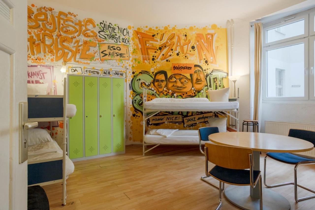 BackpackerBerlin - 2