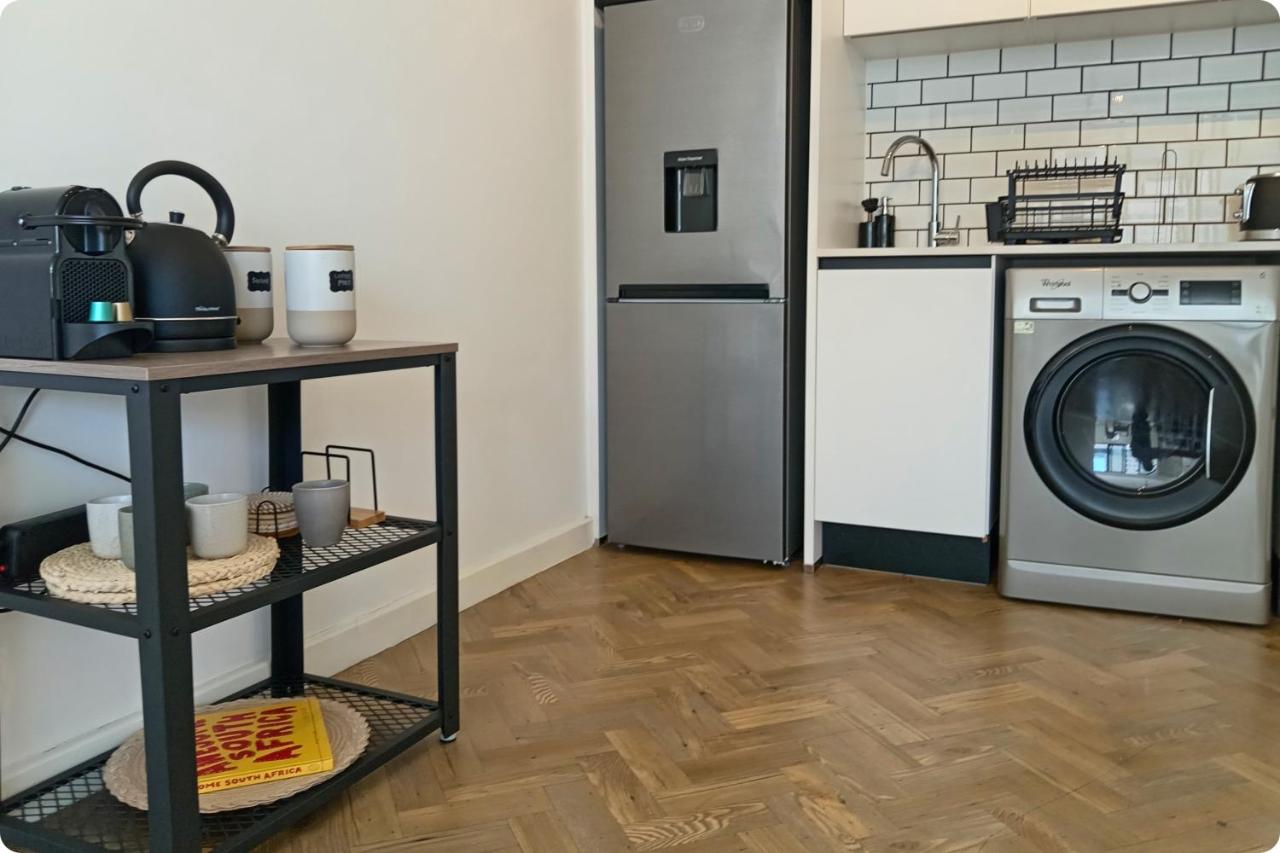 Gardens Nest with Parking - 5