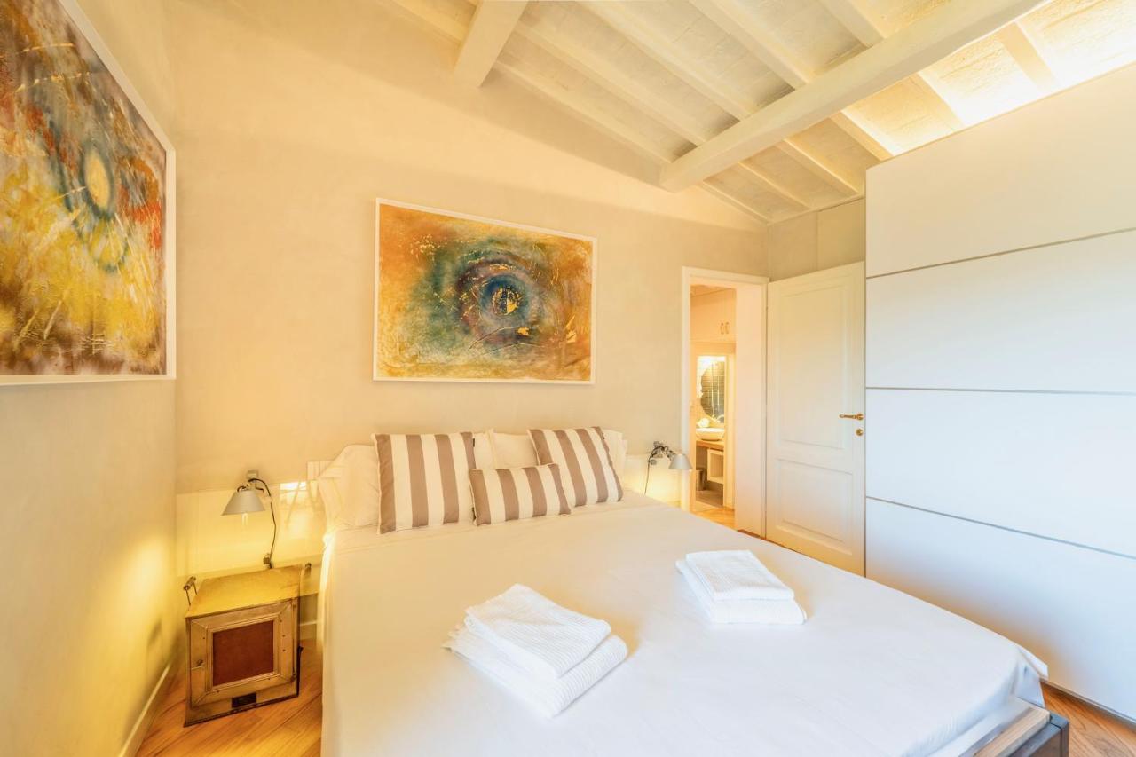 Villa esclusiva nella torre del castello di Tignano tra lusso, storia e natura nel cuore del Chianti - 2