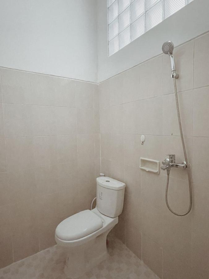 Sukanadi's Homestay - 4