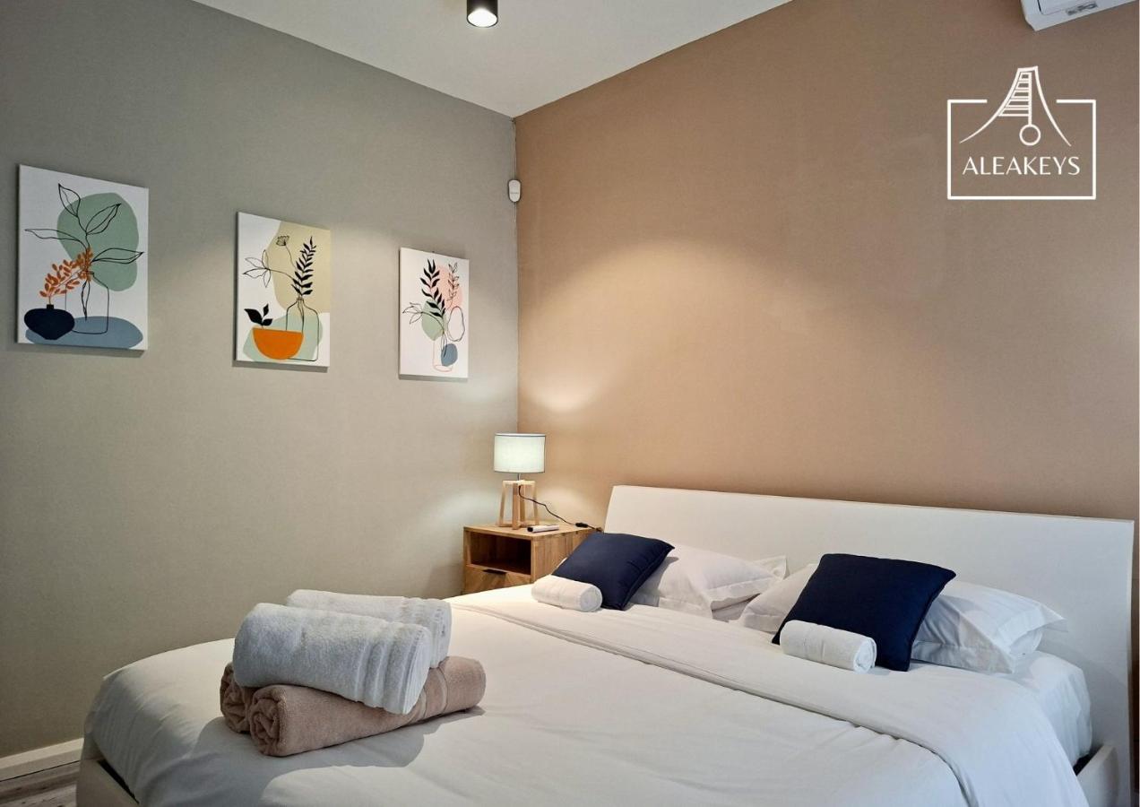 Apt Le Patio, clim, wifi, grande piscine, parking - 2