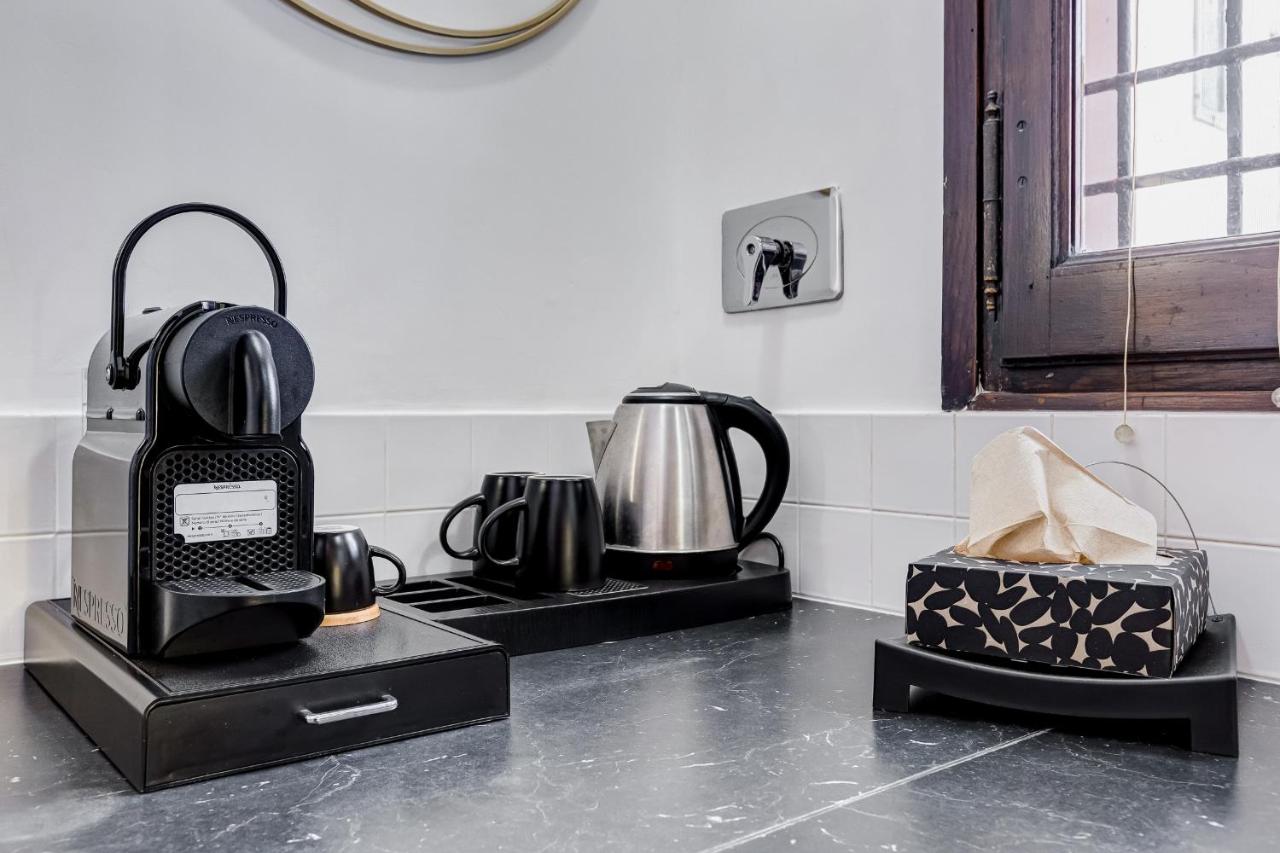 Trastevere Piazza Trilussa Royal Orchid apartment - 5