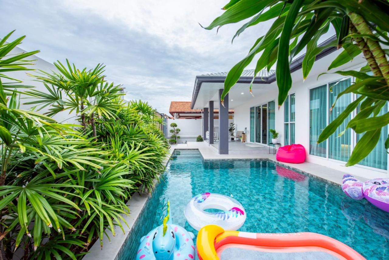 View of Sea of blue 芭提雅现代轻奢4卧5卫独栋泳池度假别墅