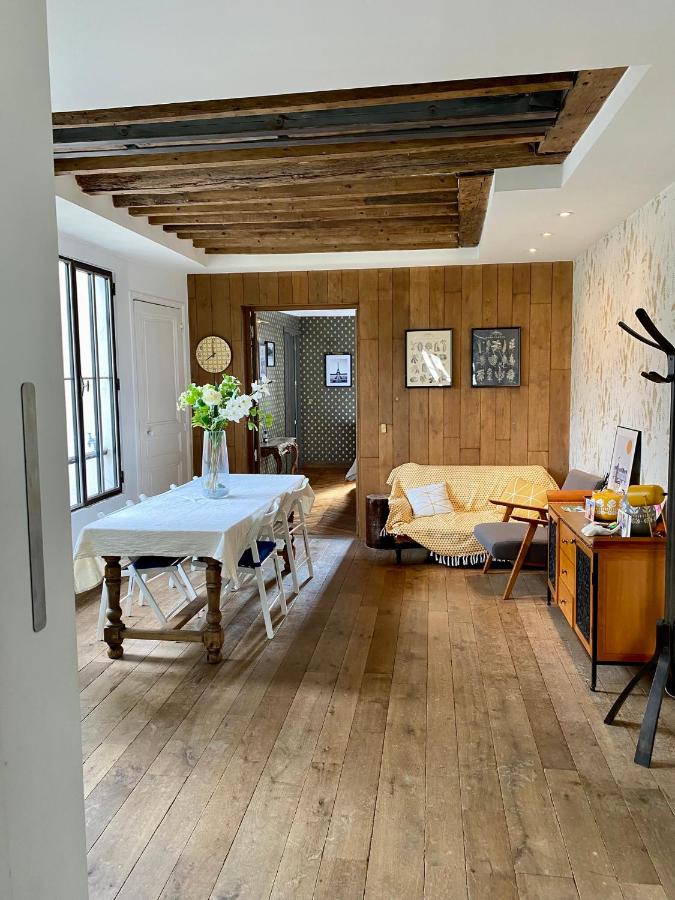 Luxury Marais Apartment with Authentic Parisian Flair - 4