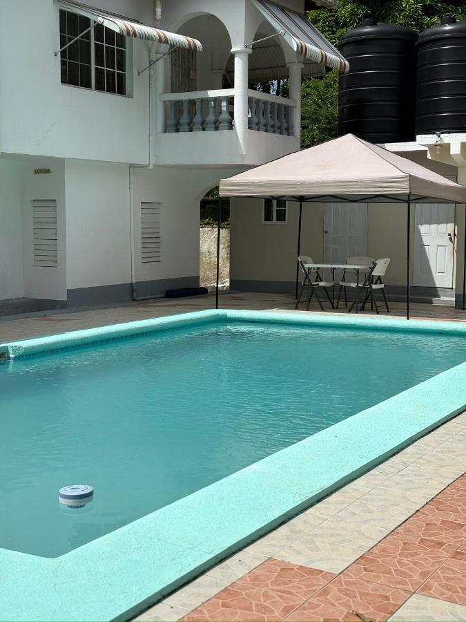 Patch&Porch Cottage - 4