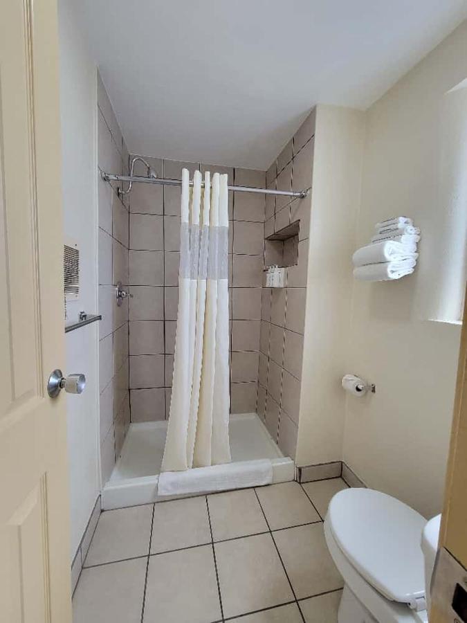 Americas Best Value Inn Grand Junction — photo 15