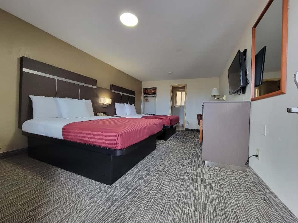 Americas Best Value Inn Grand Junction — photo 7