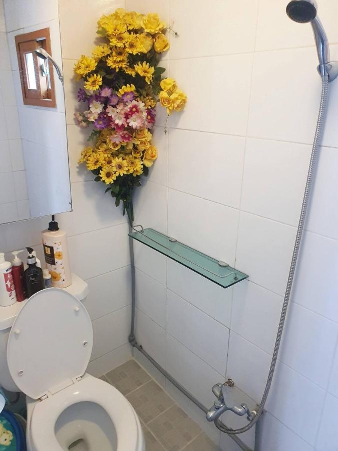 Mangwon Market and Han-river - 3