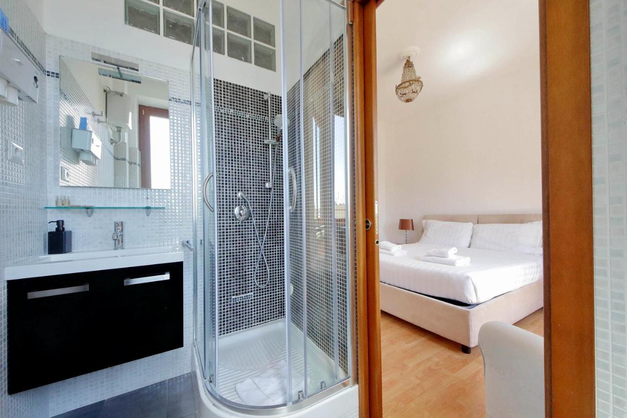 Stazione Trastevere 3BR Flat by Flatinrome - 3