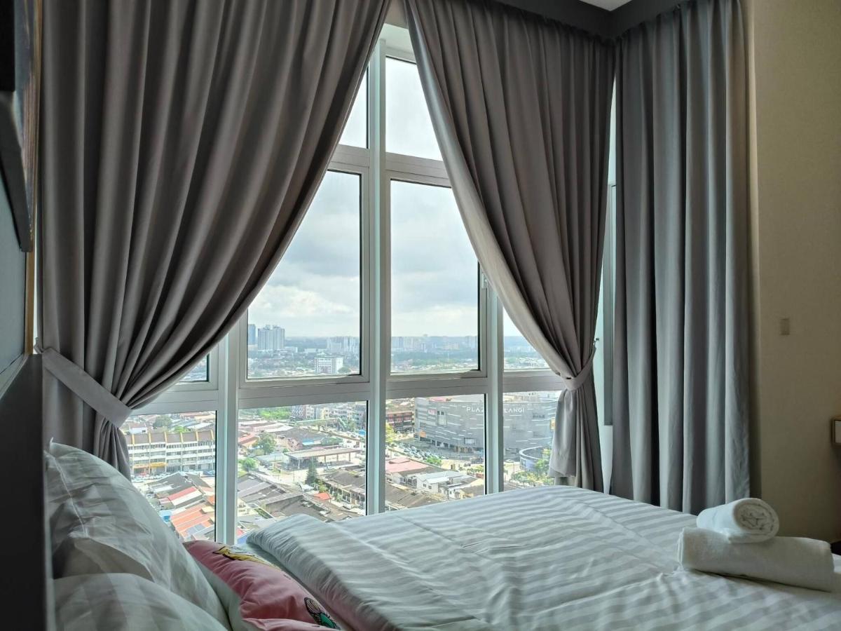 Twin Galaxy Minimalist Studio 2-4Pax CIQ JB Town - 2