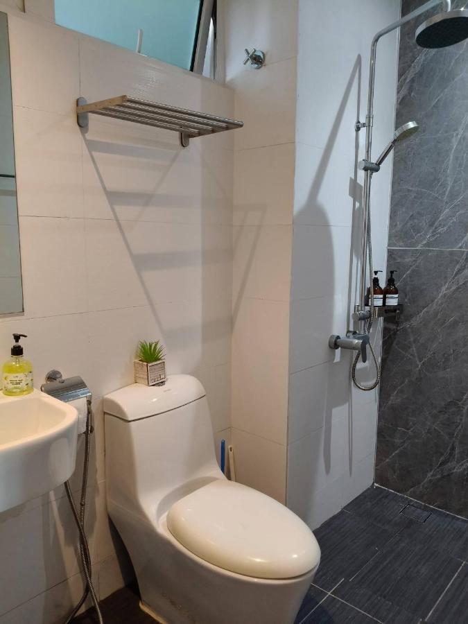 Twin Galaxy Minimalist Studio 2-4Pax CIQ JB Town - 3