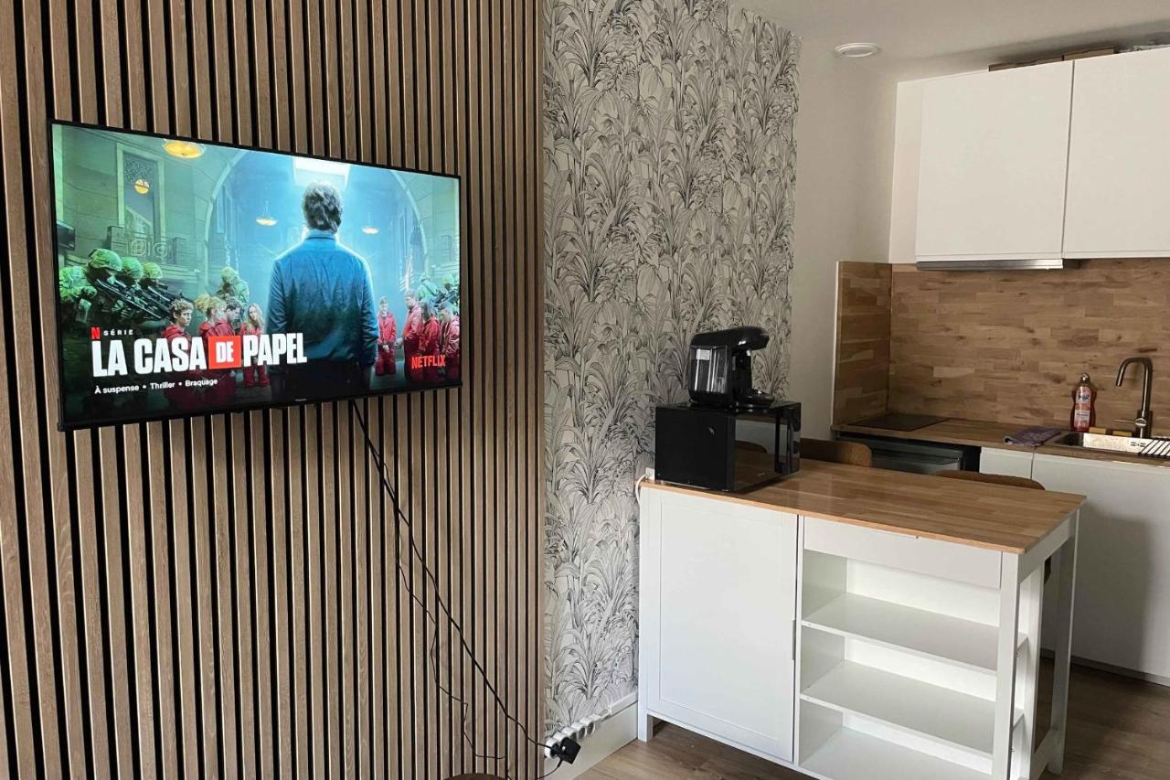 Modern studio near historic center Bordeaux - 5
