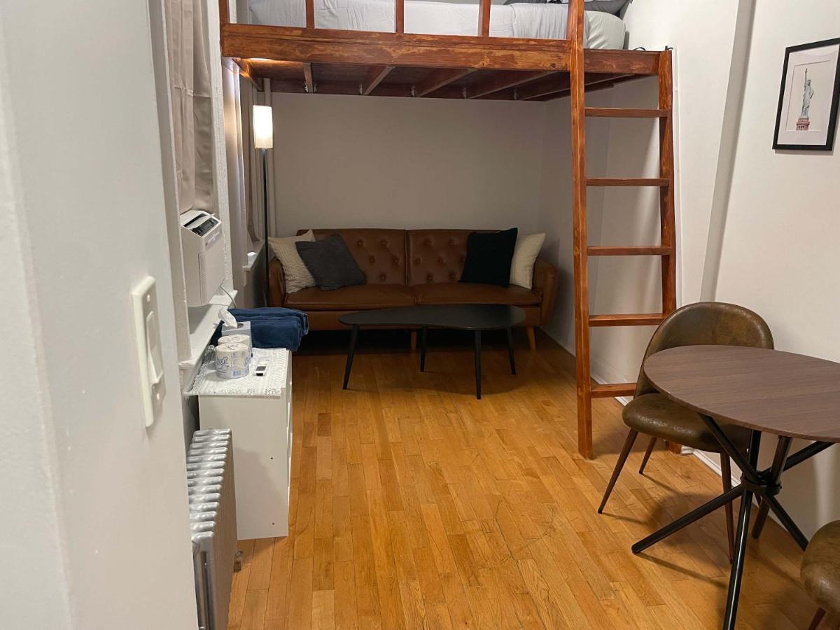 Renovated Studio in Union Square - 3