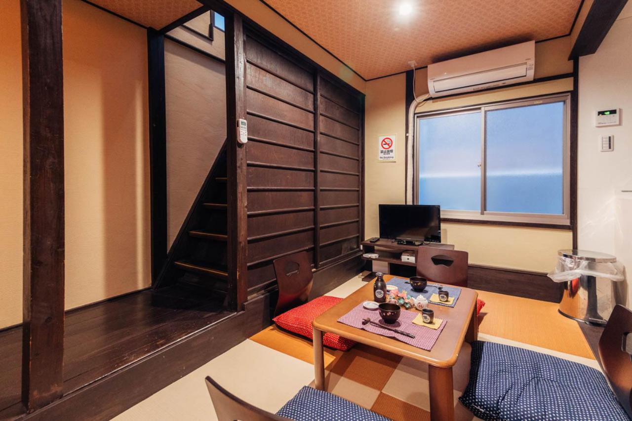 1 stop to Namba! Shinsaibashi & Japanese homestay kenny1 - 5