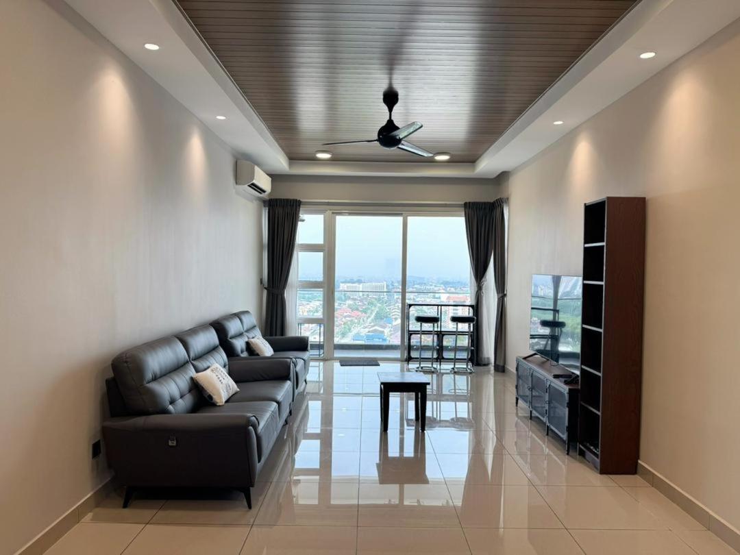 Pinnacle Tower 4BR ,JB City Town, near KSL