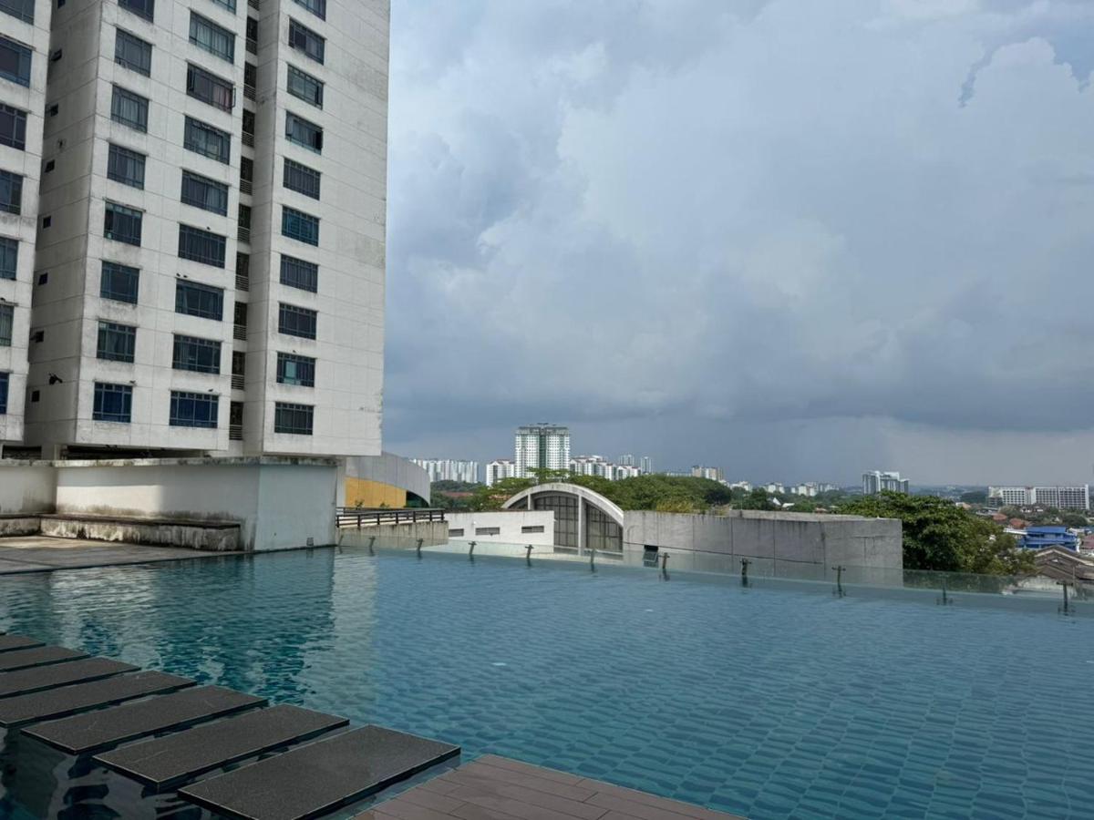 Pinnacle Tower 4BR ,JB City Town, near KSL - 4