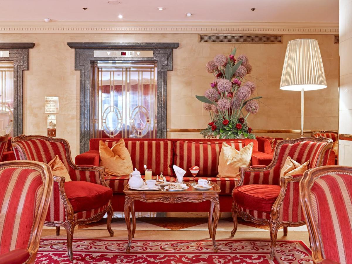 Grand Hotel Wien photo