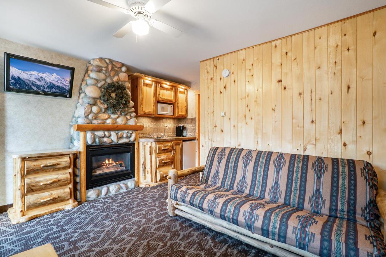 Spirit Lake Lodge — photo 5