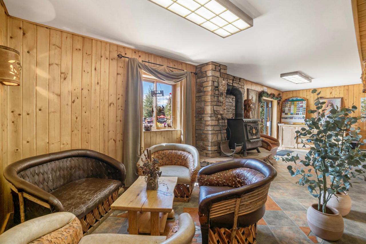 Spirit Lake Lodge — photo 11