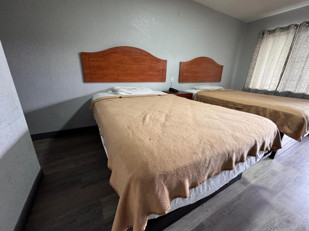 Chamberlayne Motel — photo 13