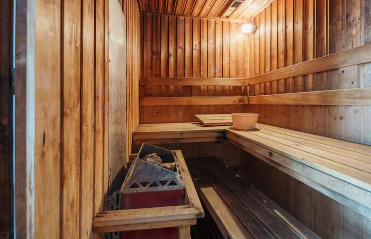 Cozy, Spacious 2-Bedder with City, Park View, Near Nana BTS - 4