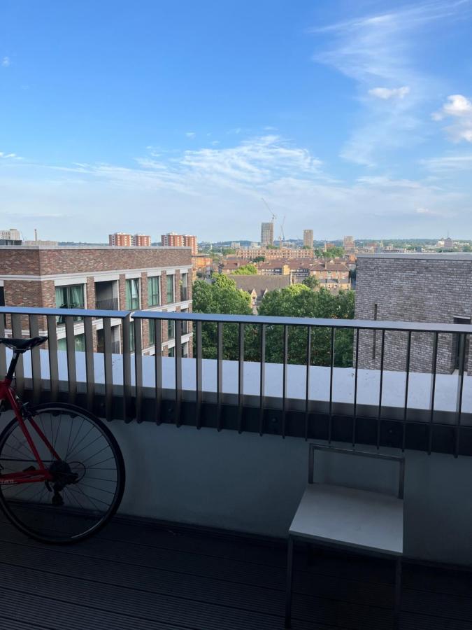 Elephant Park shared Apartment Room - 5