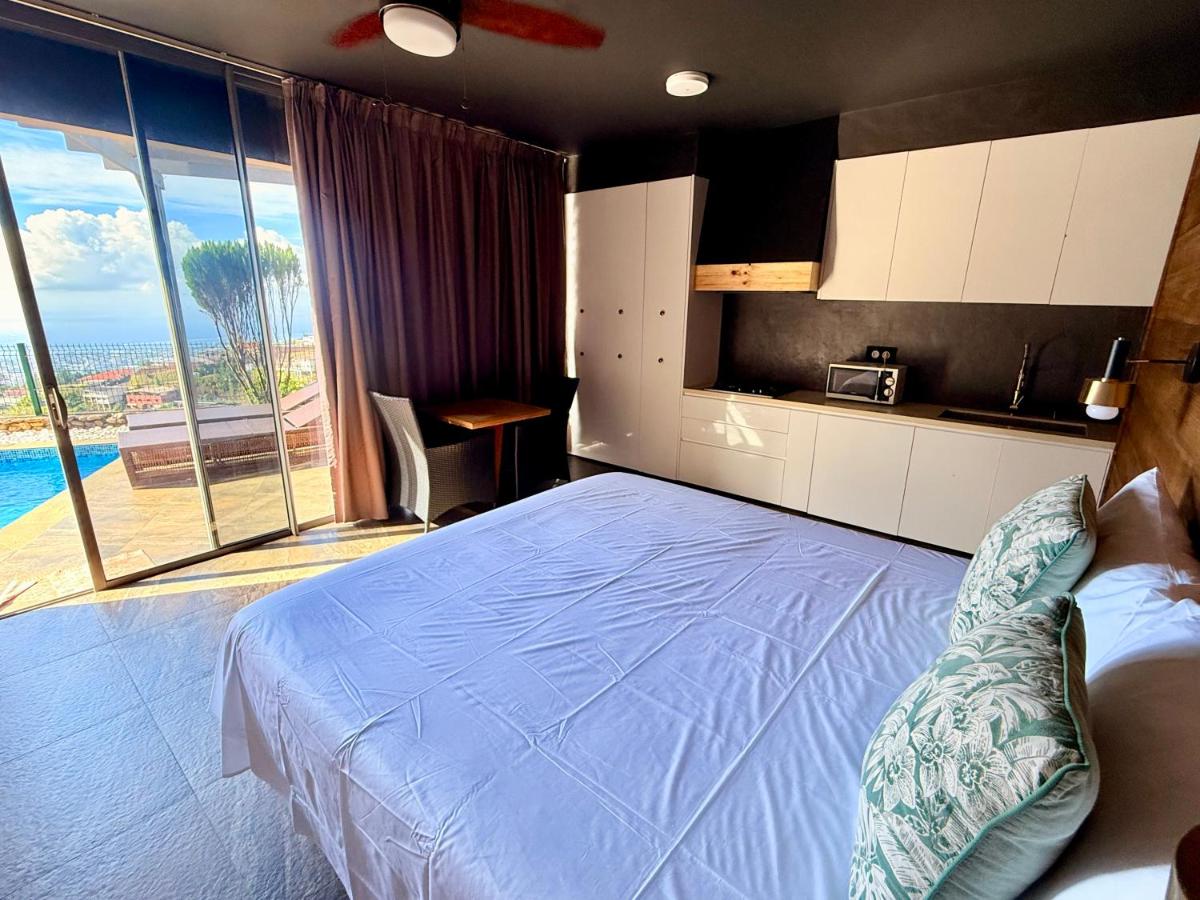 Unique suite piscine vue mer - 2