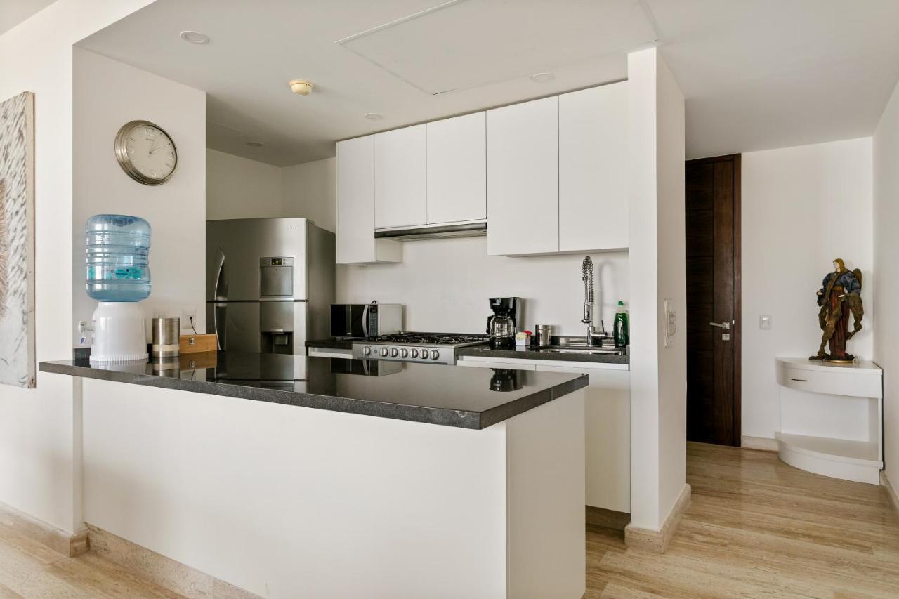 2 BR Apartment in Marina Condo - 5