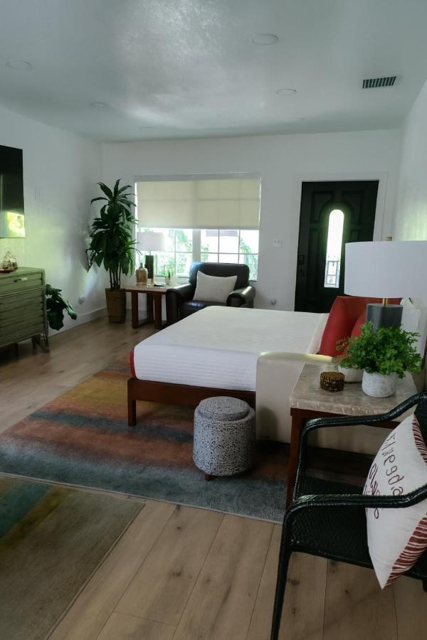 Spacious Family 3BR Near Wynwood and Beach - 2