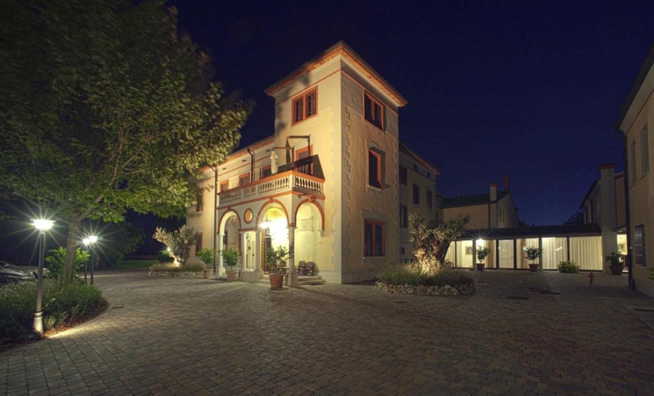 Villa Dei Tigli 9 Liberty Resort Rodigo 22年 最新料金
