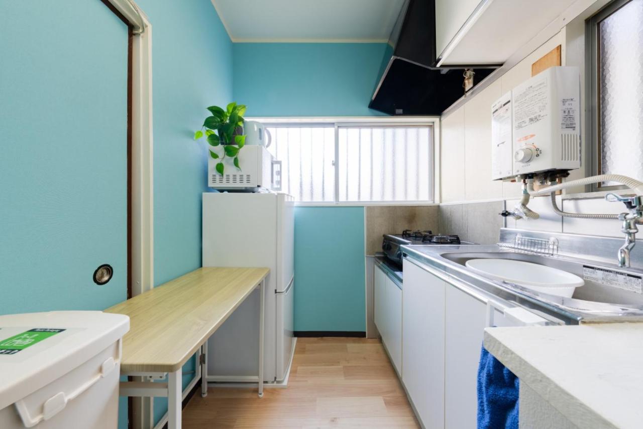 Shinjuku Area , 3min walk to Nishi-Shinjuku 5-chome, 3min to Shinjuku, Switch, Free Wi-Fi , PocketWi-Fi - 5