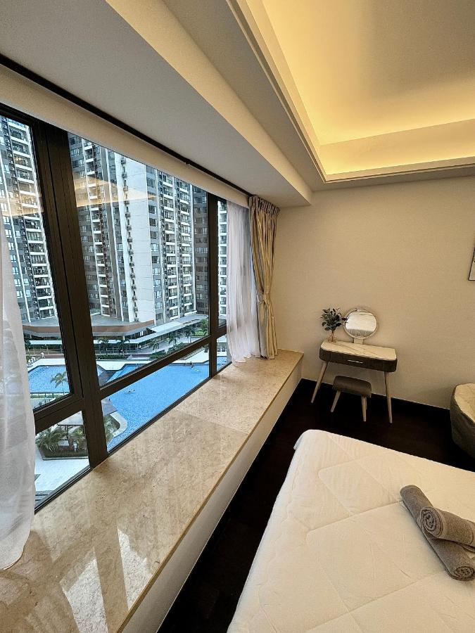 R&F Princess Cove Swimming View By TGW STUDIO - 5