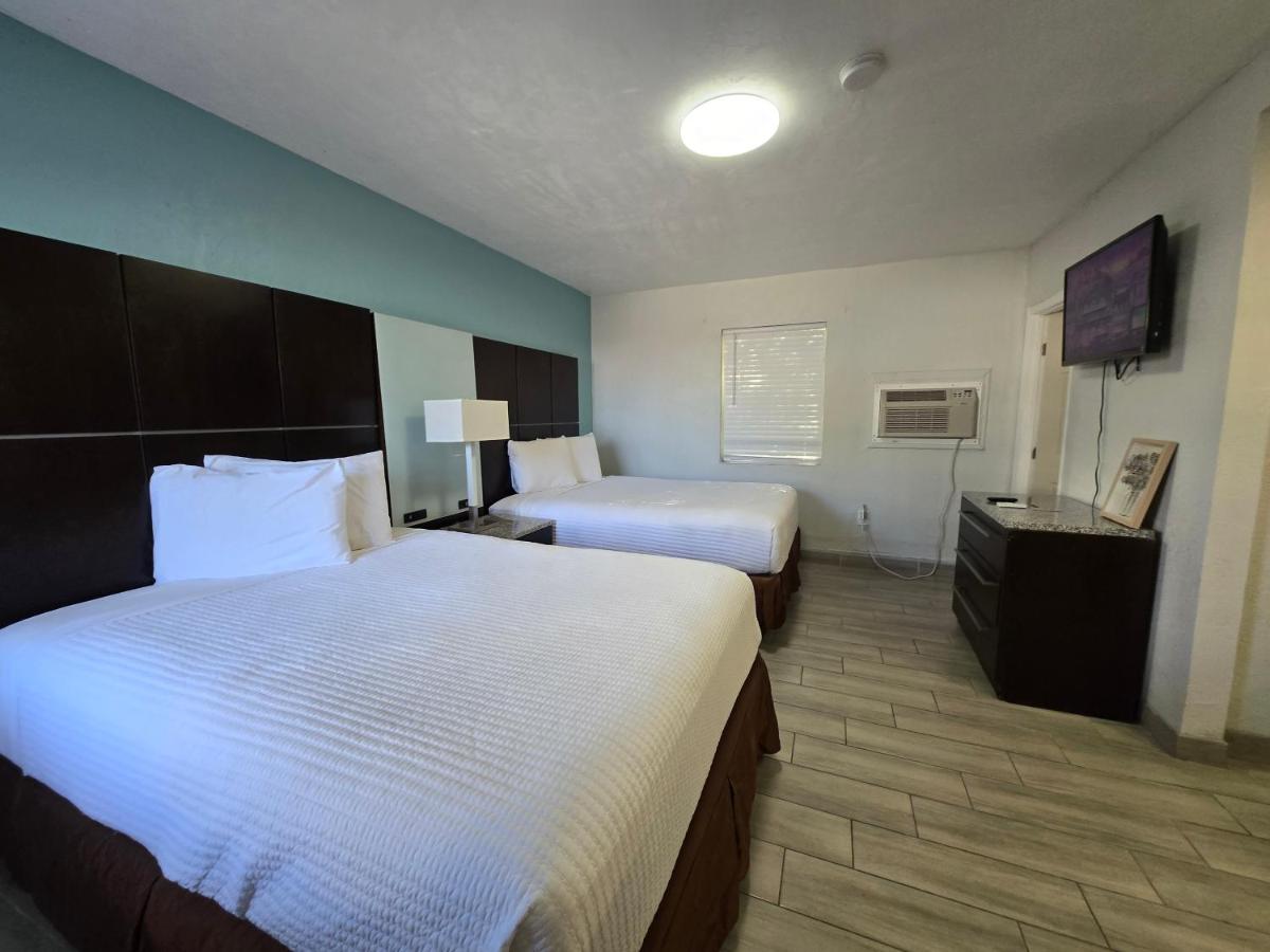 Ocean Holiday Motel — photo 11