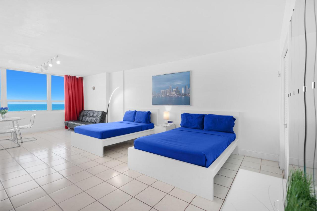 530 - Miami Beach Large studio Ocean View - 2