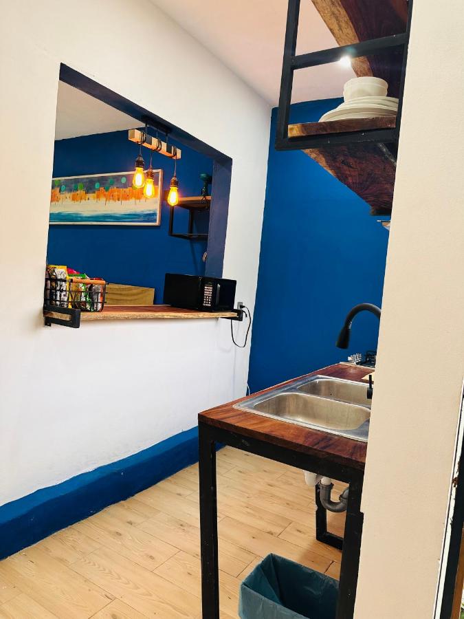 Almendras Rest House - 2