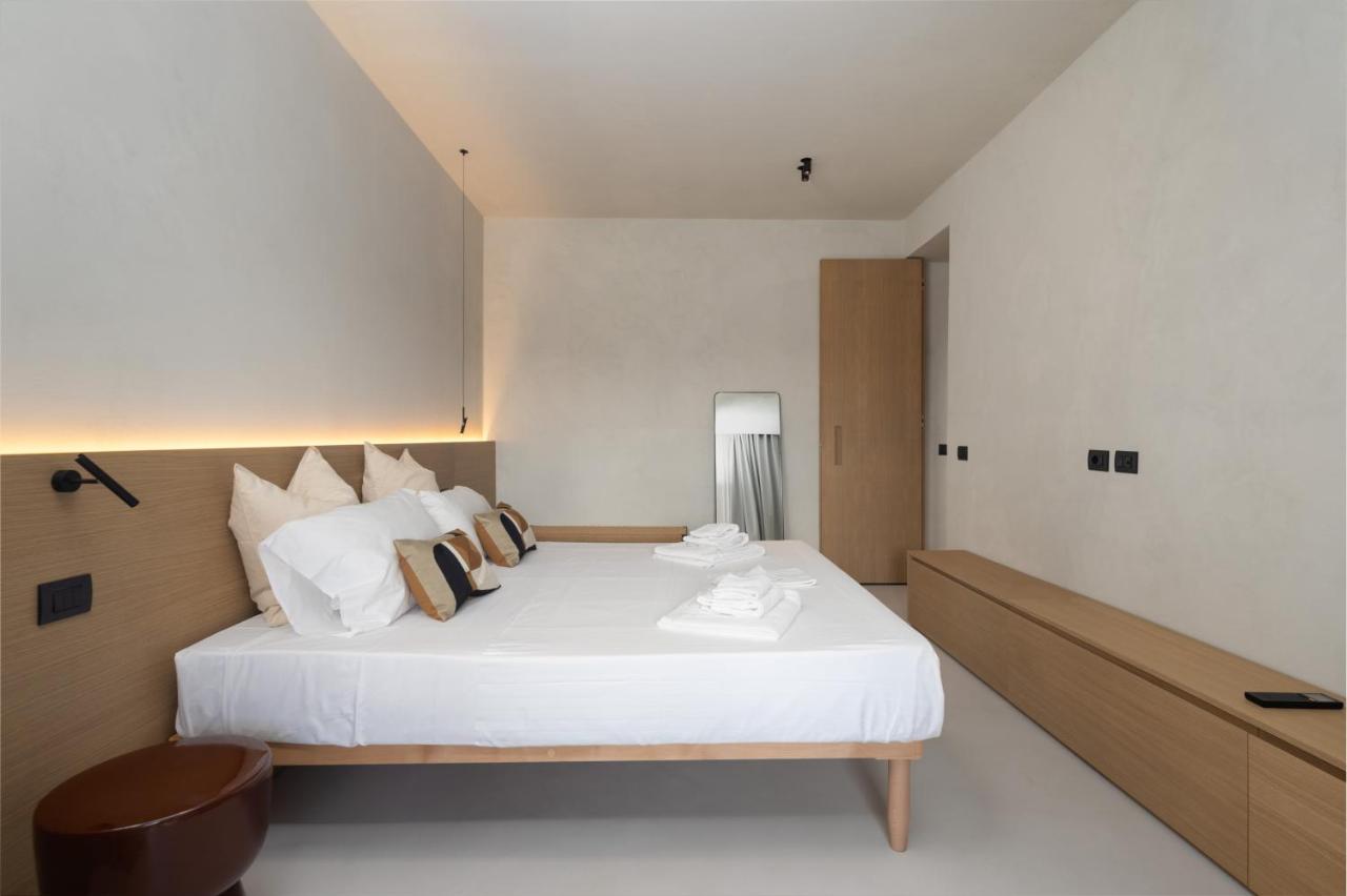 Modern Apartment with Skyline Views - 2