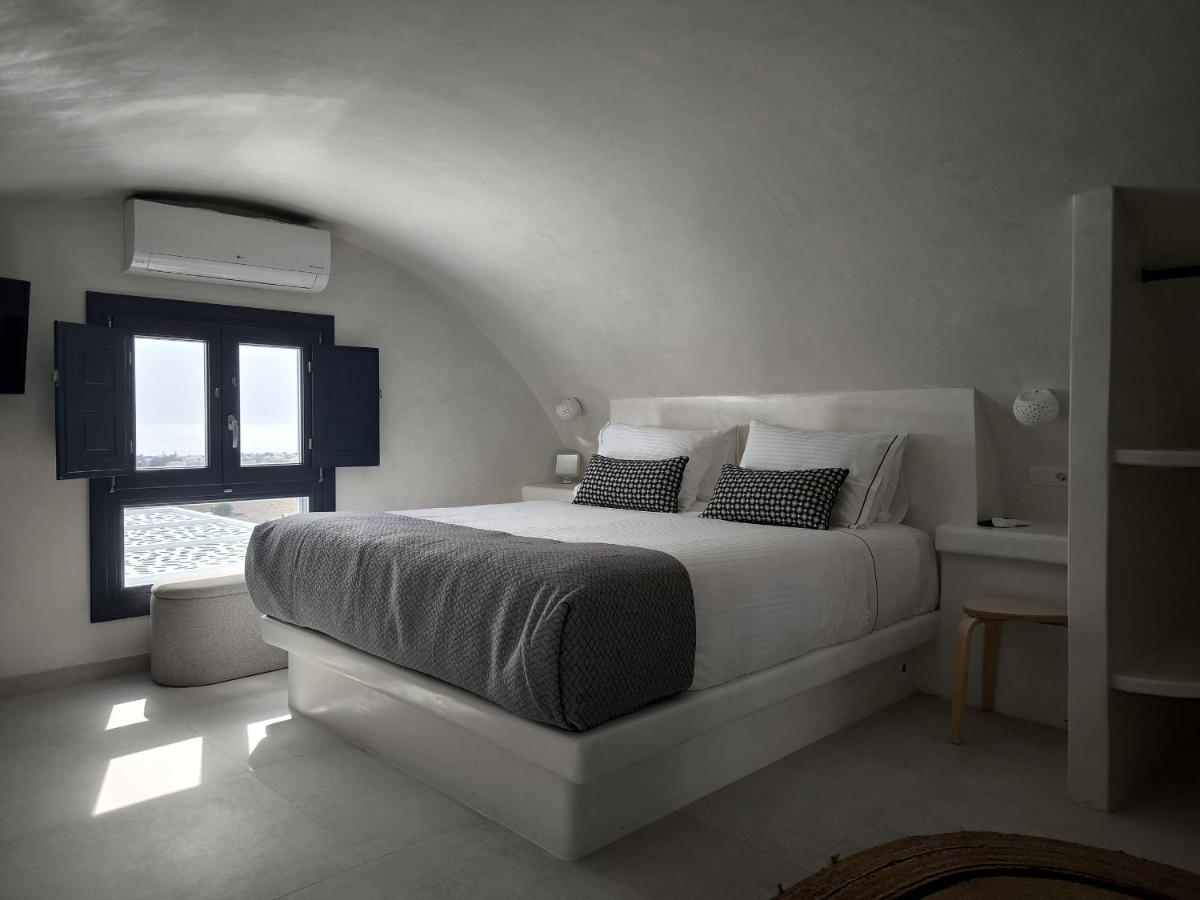 EXO Santorini Sea View Private Pool Villa and Suites - 3