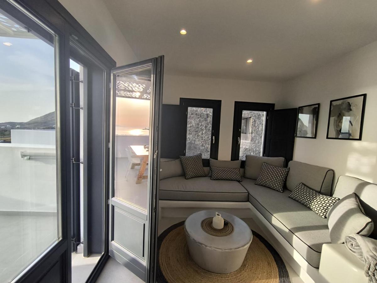 EXO Santorini Sea View Private Pool Villa and Suites - 4