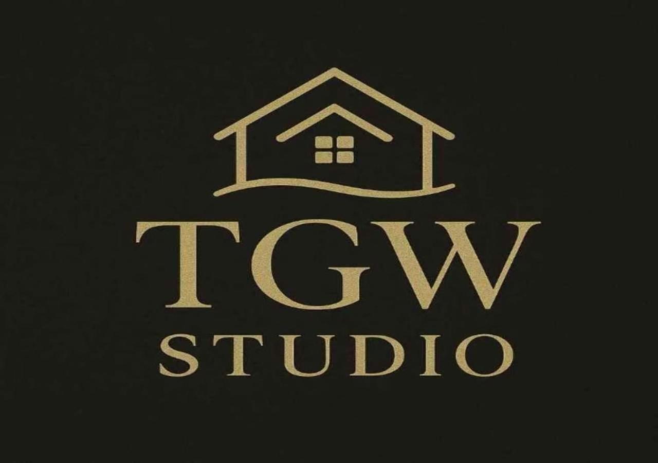 R&F Princess Cove Swimming View By TGW STUDIO - 4