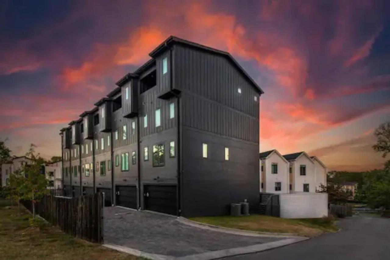 TWO Adjacent Homes by 12 South and Belmont that Sleeps 24 - 5
