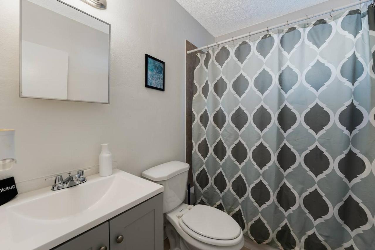 Chic 2BR Little Havana Apt with Free Parking - 3